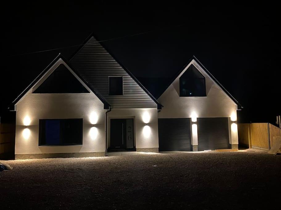Brand New, Stunning Beachside House Seasalter ภายนอก รูปภาพ